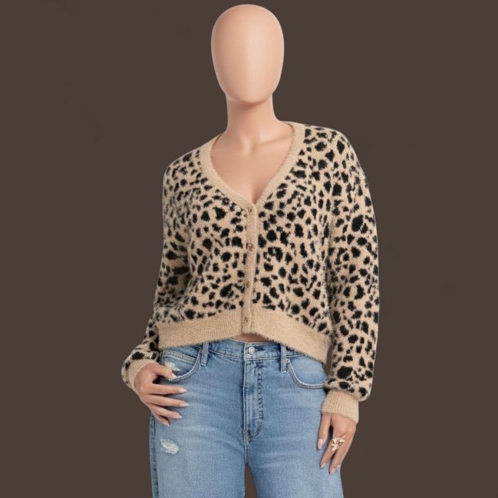 Jessica Simpson Leopard Eyelash Cardigan XL Fuzzy Knit Sweater V-Neck Mob Wife